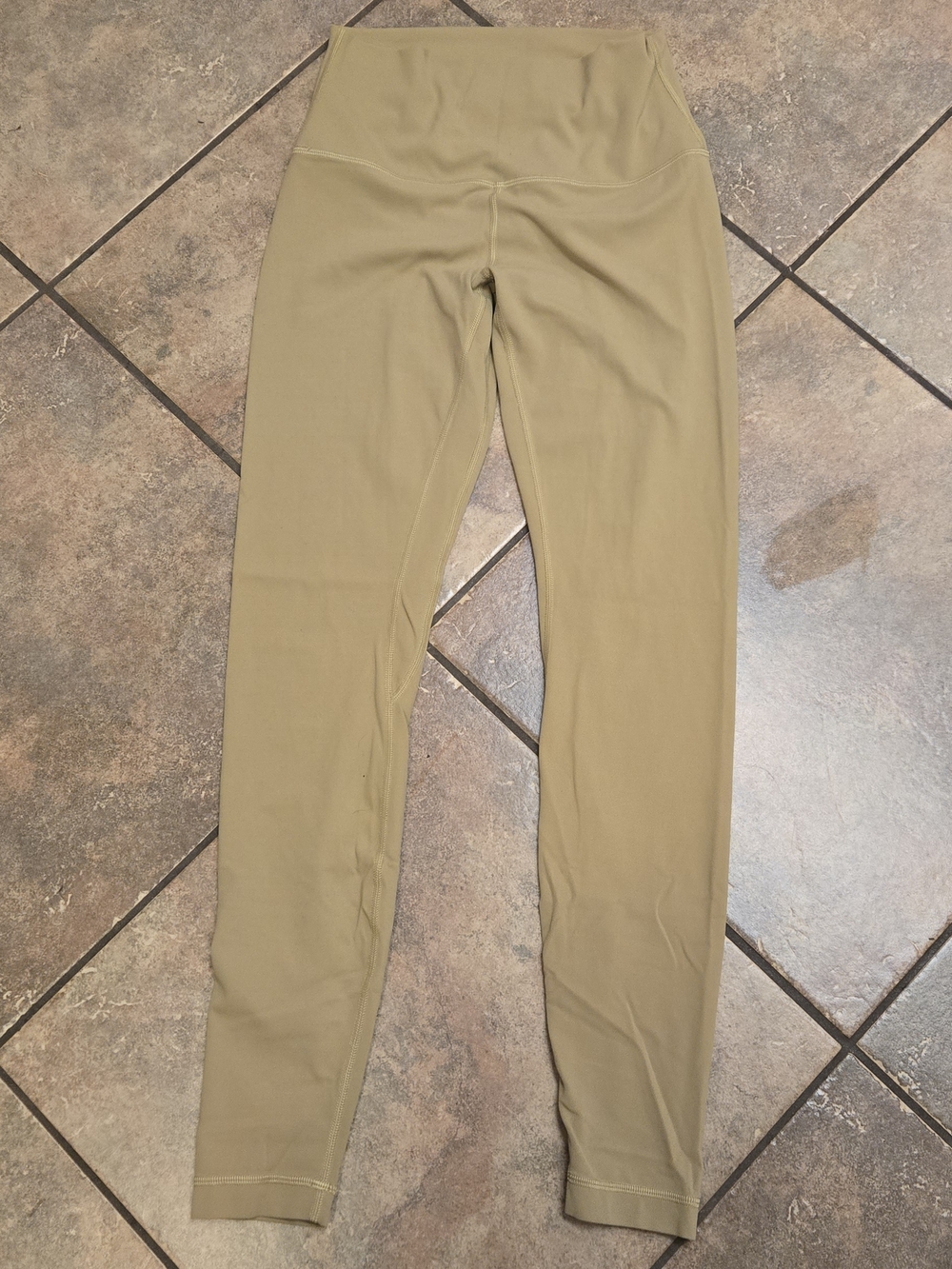 Lululemon Align Leggings Size 6 – Olive Green